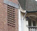 Links Gerzon, rechts het pand van Croissanterie Egstorf.
<br/>
Marcel Westhoff, 2016-04-01